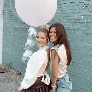 Meet your Posher, Emma